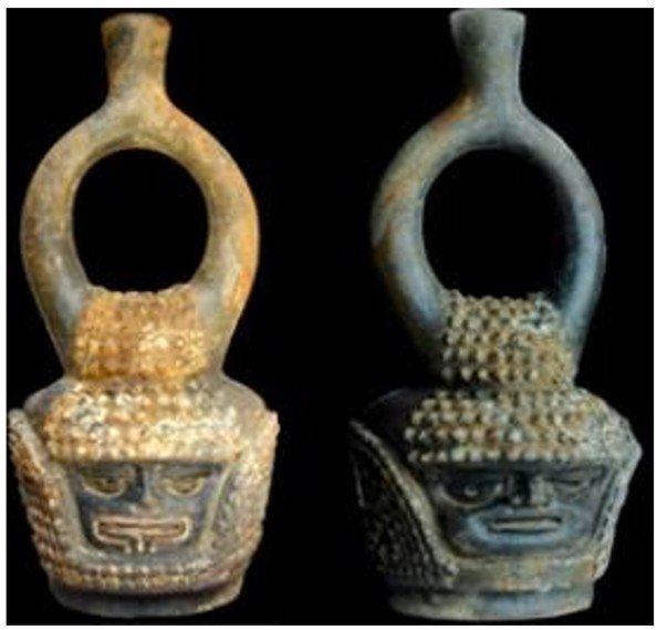 Deux vases anciens en céramique à anse en étrier ornés d'un visage